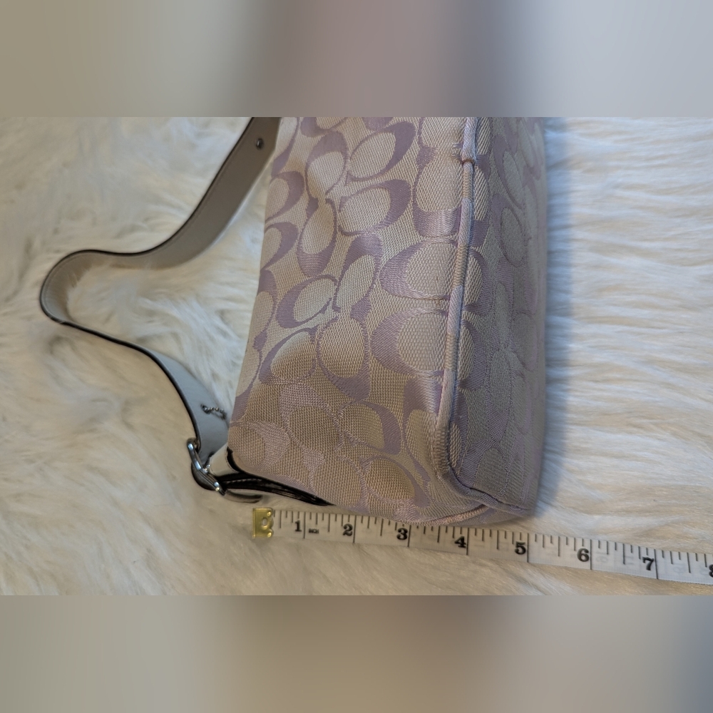 Beautiful lilac coach logo small shoulder bag. Vintage. - Picture 5 of 17